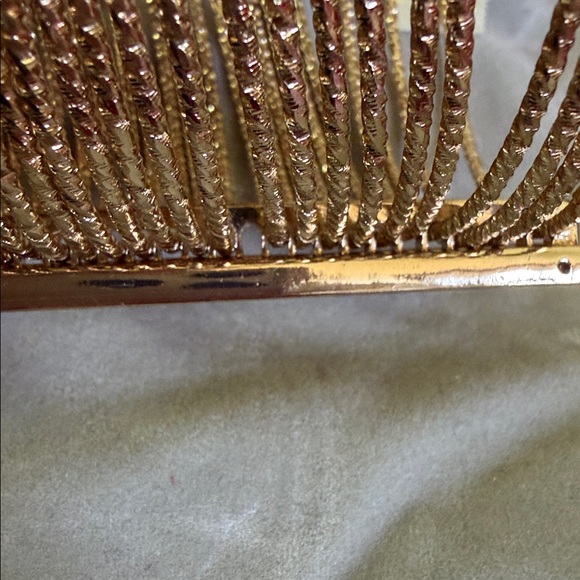 NWT Kenneth Jay Lane Couture Slinky Bangle Bracelet Gold NEIMAN MARCUS Gold - Picture 9 of 9